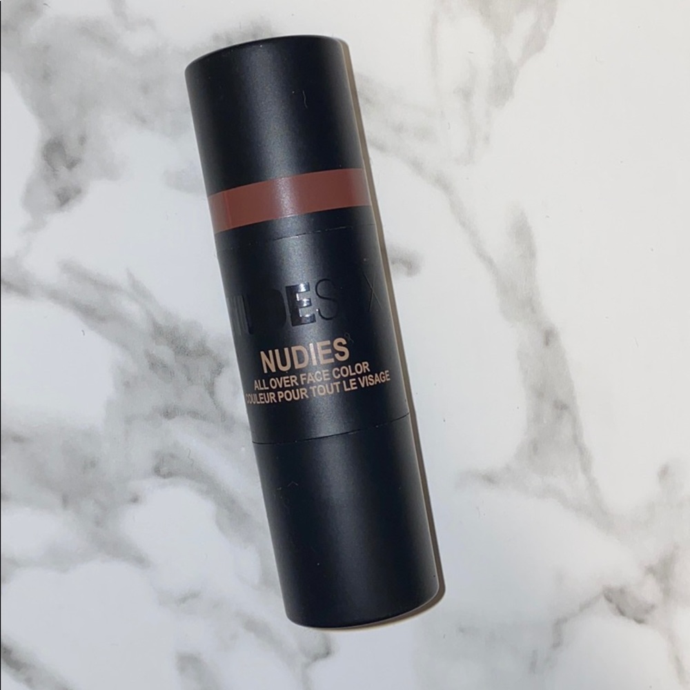 Nudestix all over bronze color “deep maple, eh”